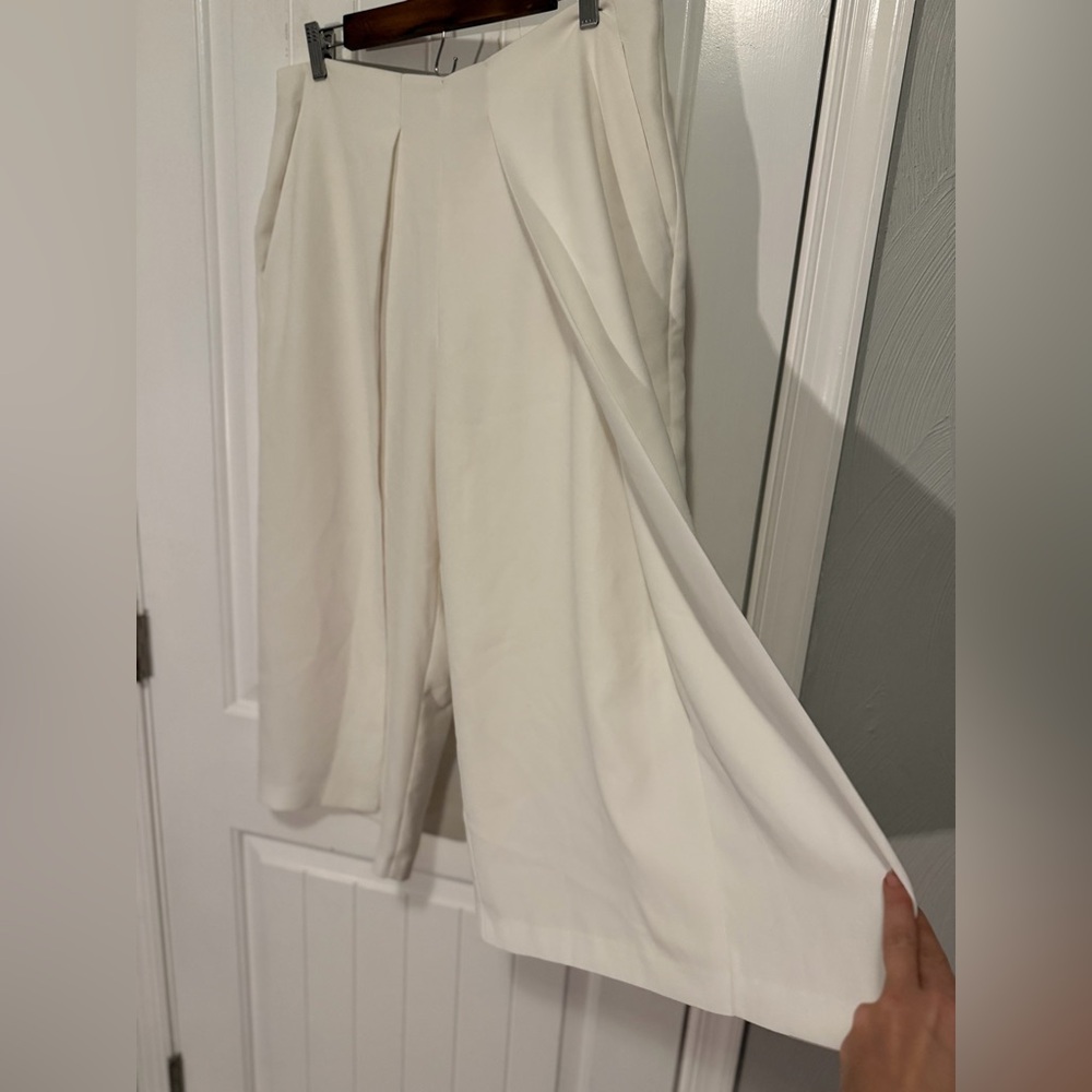 Vince Camuto cropped wide leg pants, white, size 10 - Picture 2 of 10